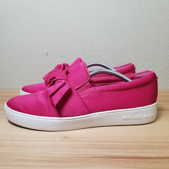 Michael Kors 7.5 Willa Bow Front Slip On Sneaker Hot Pink Satin Preppy Barbie - Picture 1 of 13